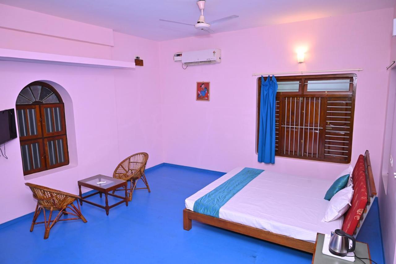 אורוויל Les Boganveillea Heritage Guest House מראה חיצוני תמונה
