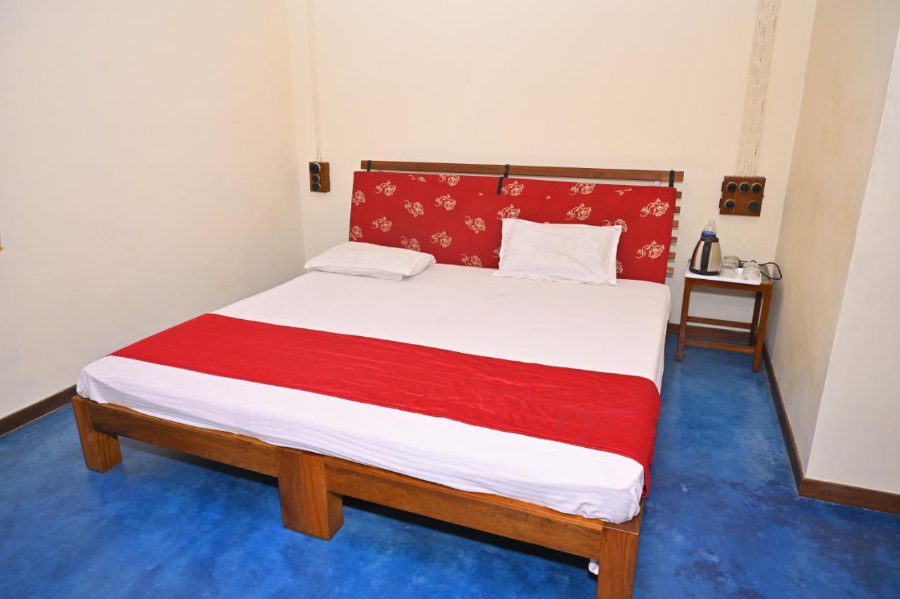 אורוויל Les Boganveillea Heritage Guest House מראה חיצוני תמונה
