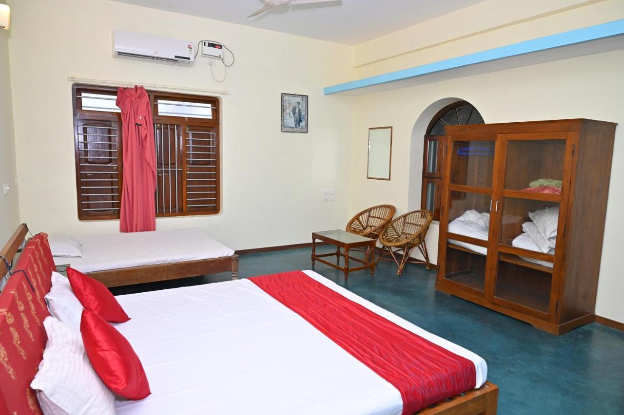 אורוויל Les Boganveillea Heritage Guest House מראה חיצוני תמונה